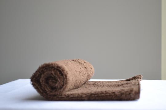 Fresh stock of Chocolate Brown Color Bleach Proof Salon Towels 16x27" - 2.8 lbs. - One Dozen (12 Pieces)